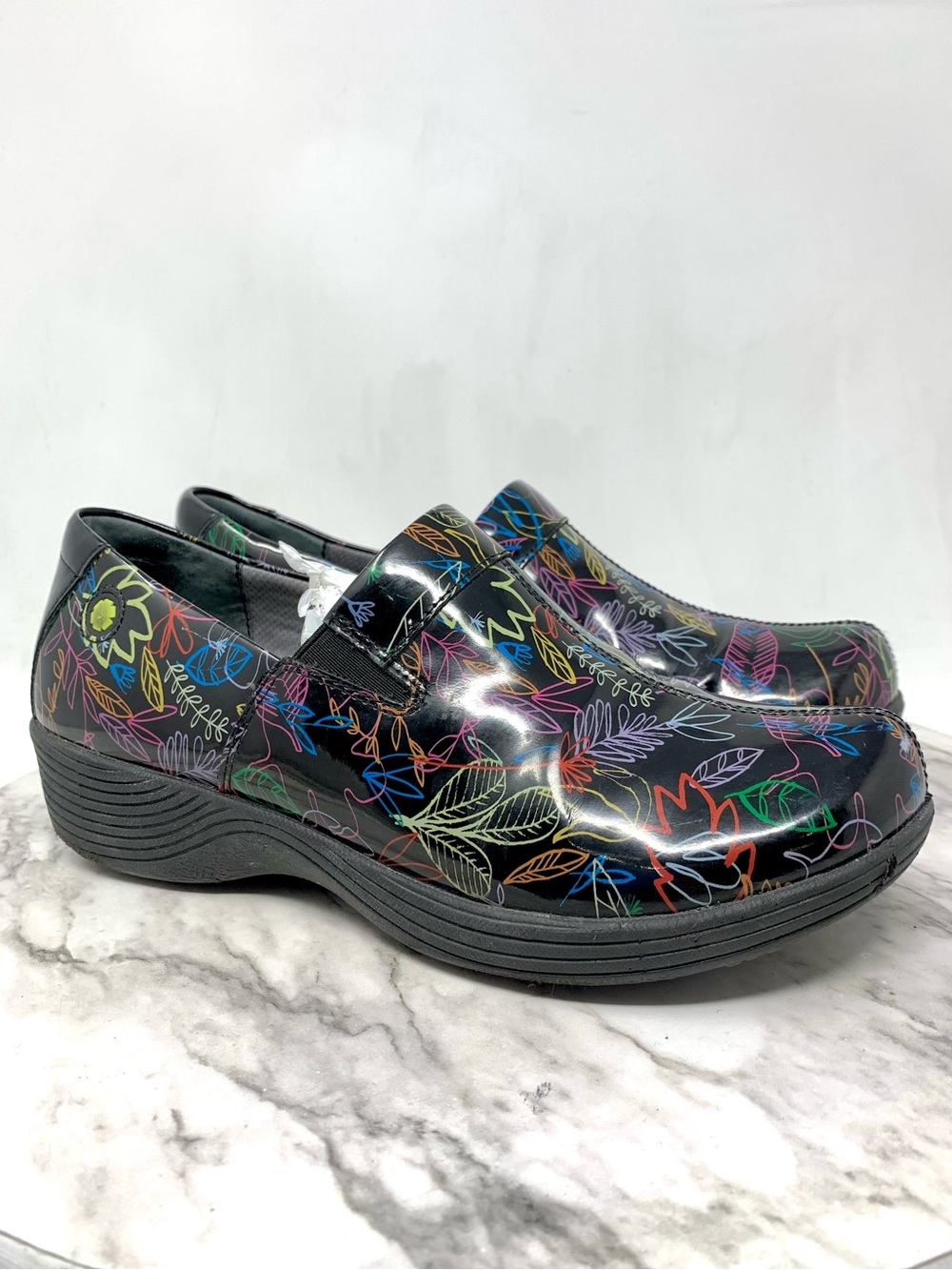 Dansko Work Wonders Coral Black Patent Multicolor Leaf Print Comfort Clogs 38